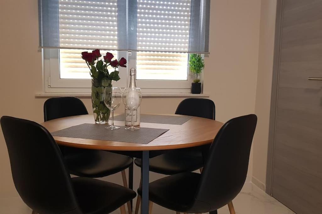 Mias Luxury Apartment Rijeka Exterior photo